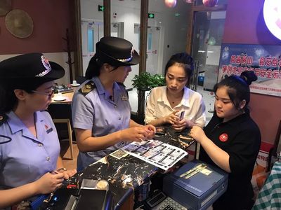 監(jiān)督執(zhí)法和宣傳培訓(xùn)“雙管齊下”，夏季食品安全有保障！